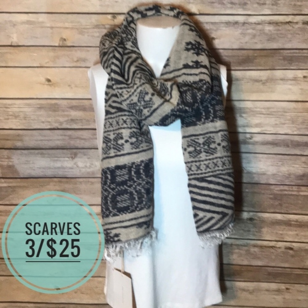Look by M scarf